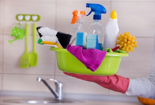 Comprehensive dust removal in a newly built home